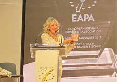 EAPA 2023 Asfalt Avukatı Ödülü, E-MAK’tan Gülay Malkoç’a Verildi
